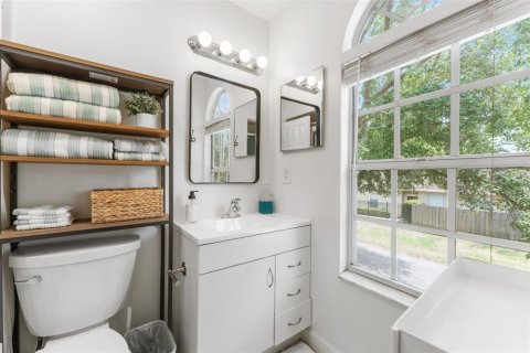 Condo in Tampa, Florida, 2 bedrooms  № 1793271 - photo 18