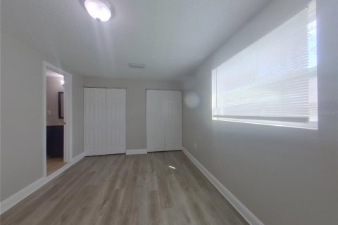 House in Clearwater, Florida 4 bedrooms, 125.6 sq.m. № 1901691 - photo 6