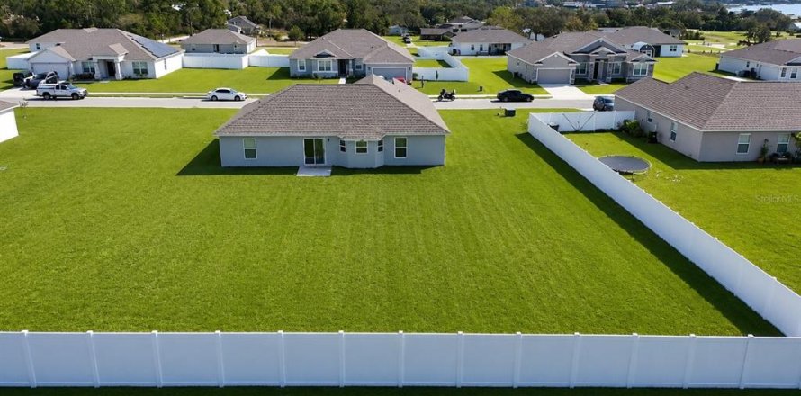 Villa ou maison à Babson Park, Floride 3 chambres, 167.6 m2 № 2148816