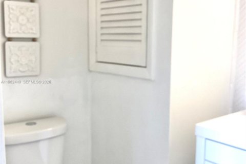 Купить кондоминиум в Пемброк-Пайнс, Флорида 1 спальня, 83.61м2, № 2025012 - фото 10