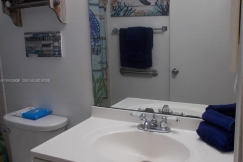 Copropriété à vendre à Pembroke Pines, Floride: 1 chambre, 63.64 m2 № 2049238 - photo 12