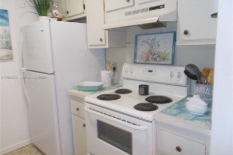 Copropriété à vendre à Pembroke Pines, Floride: 1 chambre, 63.64 m2 № 2049238 - photo 10