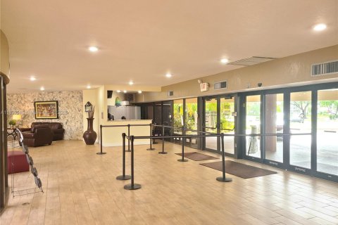 Купить кондоминиум в Санрайз, Флорида 1 спальня, 59.46м2, № 1981468 - фото 19