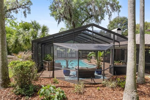House in Gainesville, Florida 5 bedrooms, 325.53 sq.m. № 1824953 - photo 28