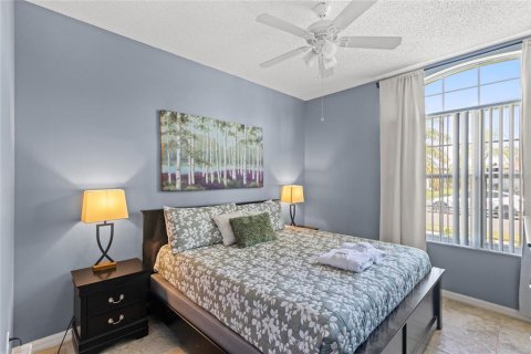 Casa en venta en Kissimmee, Florida, 4 dormitorios, 221.48 m2 № 1876159 - foto 9