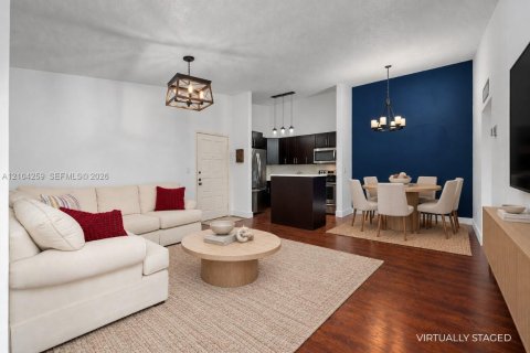 Condo in Doral, Florida, 2 bedrooms № 2412291 - photo 7