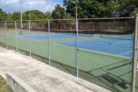 Condo in Margate, Florida, 2 bedrooms  № 1127772 - photo 1