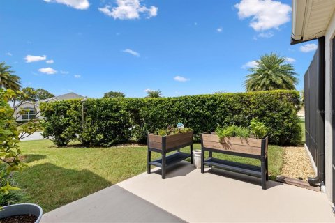 House in The Villages, Florida 3 bedrooms, 189.06 sq.m. № 2323010 - photo 21