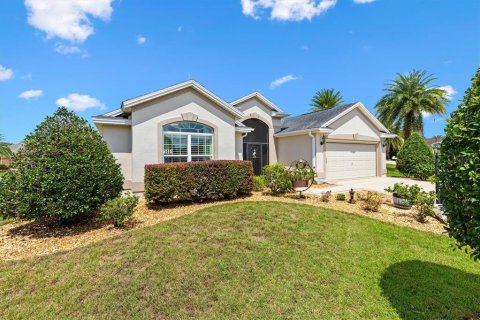 House in The Villages, Florida 3 bedrooms, 189.06 sq.m. № 2323010 - photo 25