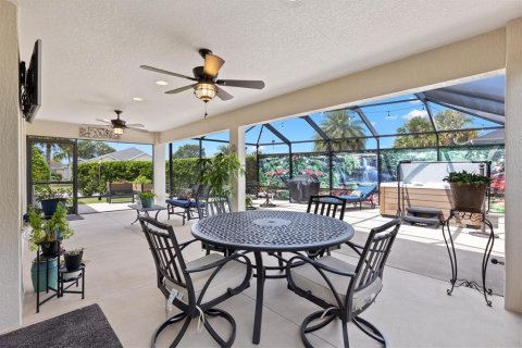 House in The Villages, Florida 3 bedrooms, 189.06 sq.m. № 2323010 - photo 18