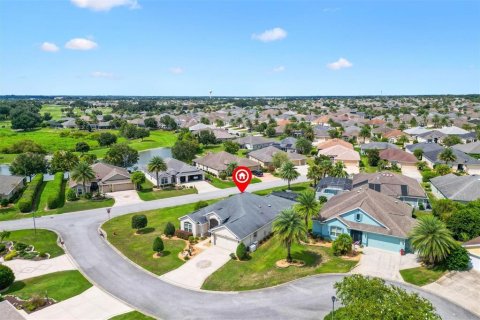 House in The Villages, Florida 3 bedrooms, 189.06 sq.m. № 2323010 - photo 29