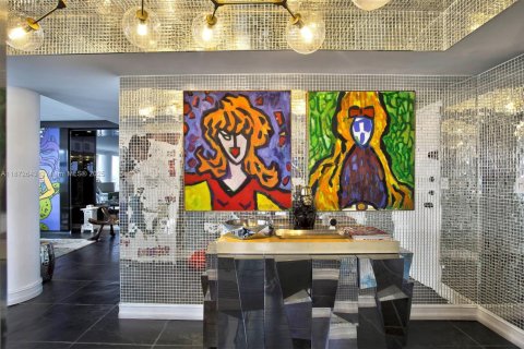 Condo in Miami Beach, Florida, 4 bedrooms  № 2013592 - photo 9