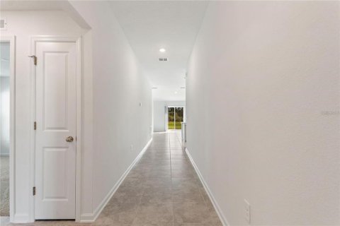 House in Davenport, Florida 3 bedrooms, 146.79 sq.m. № 1792743 - photo 8