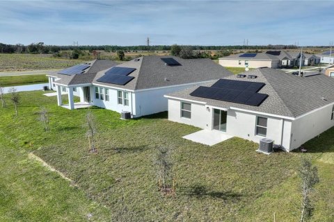 House in Davenport, Florida 3 bedrooms, 146.79 sq.m. № 1792743 - photo 18