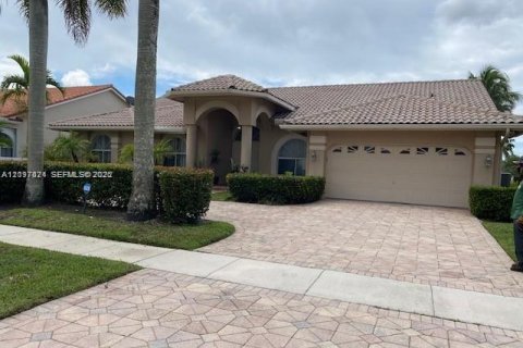 Villa ou maison à Plantation, Floride 4 chambres, 277.41 m2 № 2402507