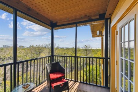 Condo in Tampa, Florida, 2 bedrooms  № 1900733 - photo 5