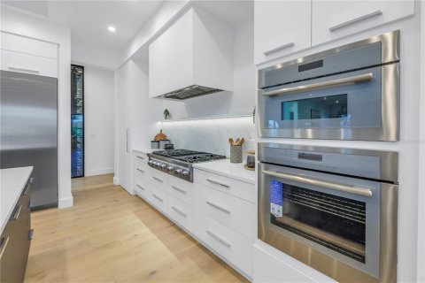 Casa en venta en Saint Petersburg, Florida, 5 dormitorios, 569.68 m2 № 1557785 - foto 19