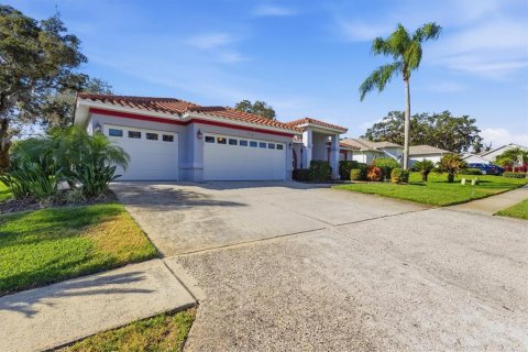 Casa en venta en Tarpon Springs, Florida, 4 dormitorios, 201.23 m2 № 2143346 - foto 2