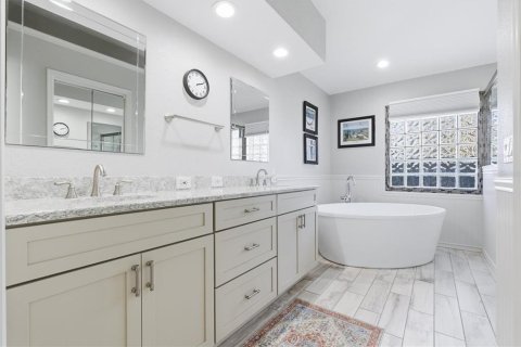 Casa en venta en Tarpon Springs, Florida, 4 dormitorios, 201.23 m2 № 2143346 - foto 28