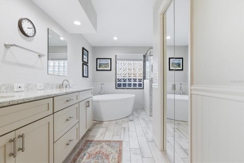Casa en venta en Tarpon Springs, Florida, 4 dormitorios, 201.23 m2 № 2143346 - foto 27