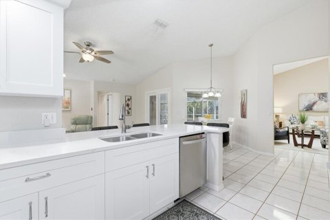 Casa en venta en Tarpon Springs, Florida, 4 dormitorios, 201.23 m2 № 2143346 - foto 21