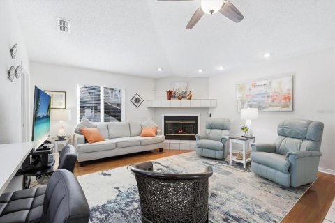 Casa en venta en Tarpon Springs, Florida, 4 dormitorios, 201.23 m2 № 2143346 - foto 15
