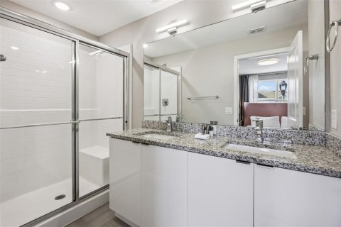 Townhouse in Kissimmee, Florida 4 bedrooms, 196.21 sq.m. № 2258540 - photo 23