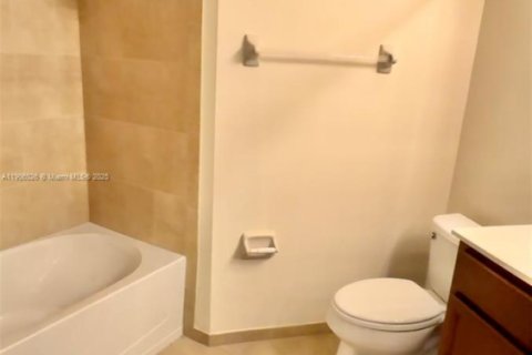 Condominio en alquiler en Doral, Florida, 2 dormitorios, 111.95 m2 № 2012298 - foto 20