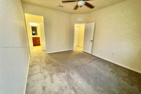 Condominio en alquiler en Doral, Florida, 2 dormitorios, 111.95 m2 № 2012298 - foto 17