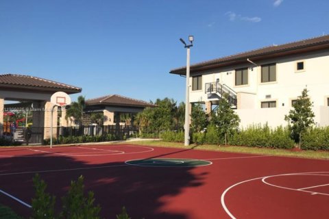 Condominio en alquiler en Doral, Florida, 2 dormitorios, 111.95 m2 № 2012298 - foto 23