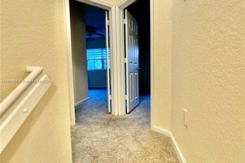 Condominio en alquiler en Doral, Florida, 2 dormitorios, 111.95 m2 № 2012298 - foto 14