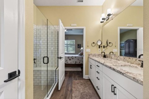 Villa ou maison à vendre à Kissimmee, Floride: 2 chambres, 147.06 m2 № 2096925 - photo 24