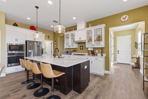 Villa ou maison à vendre à Kissimmee, Floride: 2 chambres, 147.06 m2 № 2096925 - photo 13