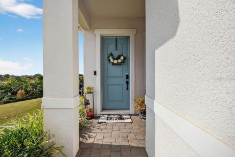 Villa ou maison à vendre à Kissimmee, Floride: 2 chambres, 147.06 m2 № 2096925 - photo 4