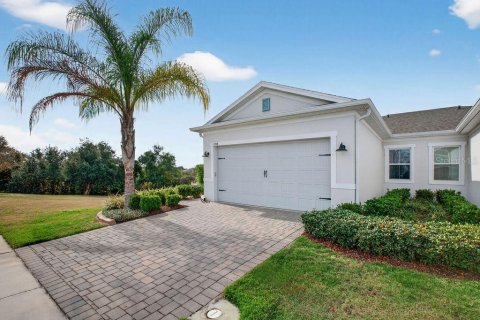 Villa ou maison à vendre à Kissimmee, Floride: 2 chambres, 147.06 m2 № 2096925 - photo 6