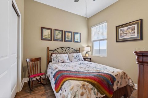 Villa ou maison à vendre à Kissimmee, Floride: 2 chambres, 147.06 m2 № 2096925 - photo 25