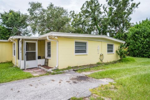 Propiedad comercial en venta en Largo, Florida, 12 dormitorios, 203.27 m2 № 1871215 - foto 3
