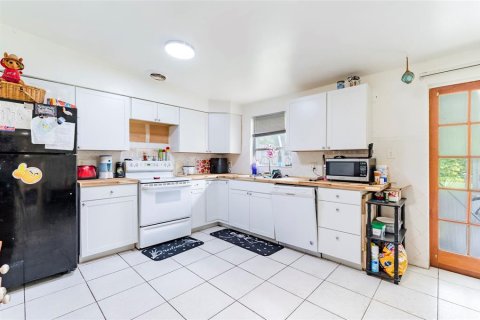Propiedad comercial en venta en Largo, Florida, 12 dormitorios, 203.27 m2 № 1871215 - foto 7