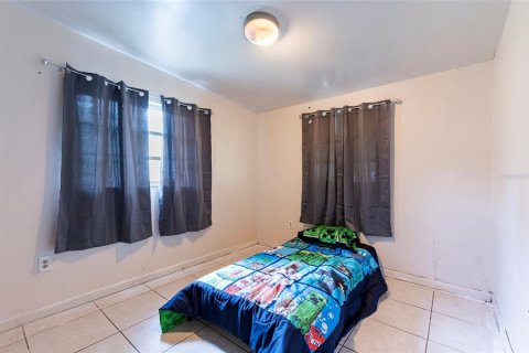Propiedad comercial en venta en Largo, Florida, 12 dormitorios, 203.27 m2 № 1871215 - foto 25