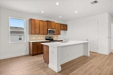 Villa ou maison à louer à Clermont, Floride: 4 chambres, 221.66 m2 № 2425626 - photo 7