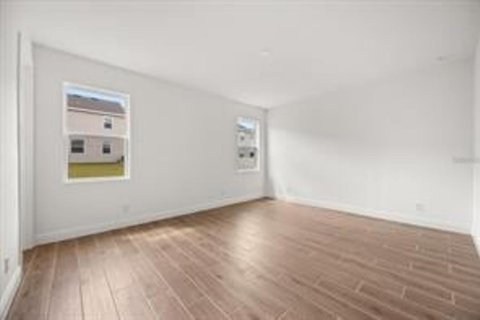 Villa ou maison à louer à Clermont, Floride: 4 chambres, 221.66 m2 № 2425626 - photo 10