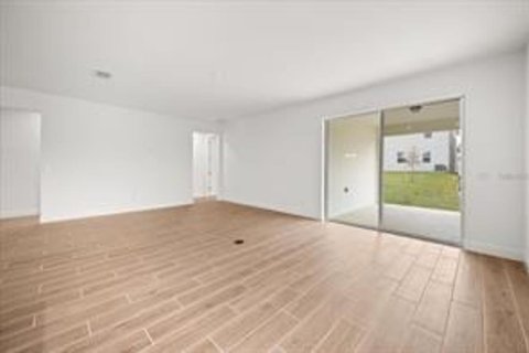 Villa ou maison à louer à Clermont, Floride: 4 chambres, 221.66 m2 № 2425626 - photo 3