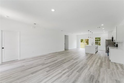 Villa ou maison à vendre à Ocala, Floride: 4 chambres, 164.81 m2 № 2201285 - photo 9