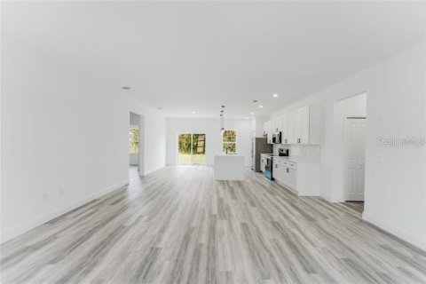 Villa ou maison à vendre à Ocala, Floride: 4 chambres, 164.81 m2 № 2201285 - photo 12