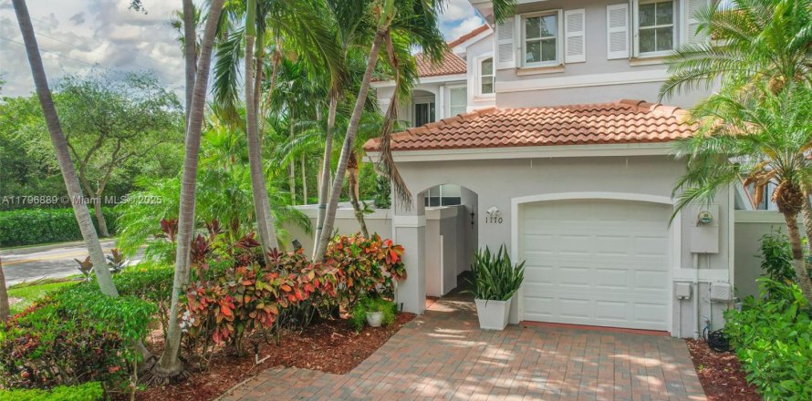 Adosado en Hollywood, Florida 3 dormitorios, 162.39 m2 № 1727995