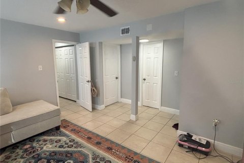 Villa ou maison à vendre à Orlando, Floride: 5 chambres, 223.24 m2 № 2142038 - photo 17