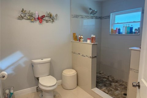 Villa ou maison à vendre à Orlando, Floride: 5 chambres, 223.24 m2 № 2142038 - photo 8