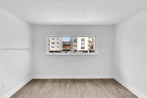 Снять в аренду виллу или дом в Норт-Майами-Бич, Флорида 1 спальня, 69.68м2, № 1970824 - фото 4