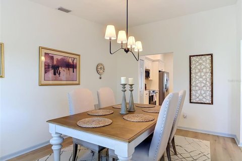 Casa en venta en Palm Coast, Florida, 4 dormitorios, 201.97 m2 № 2225073 - foto 7