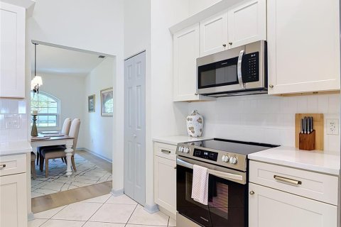 Casa en venta en Palm Coast, Florida, 4 dormitorios, 201.97 m2 № 2225073 - foto 15